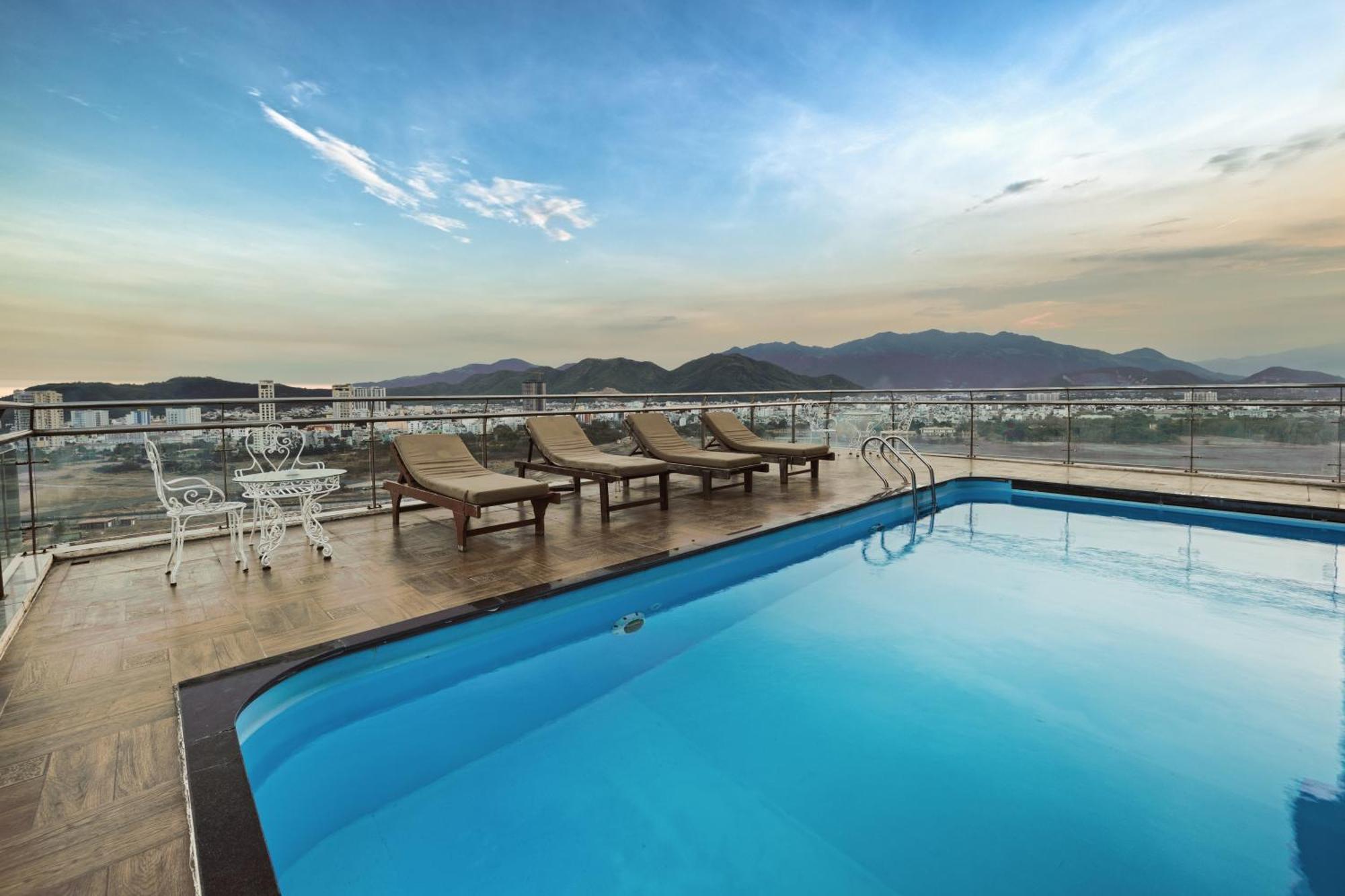 An Vista Hotel Nha Trang Bagian luar foto