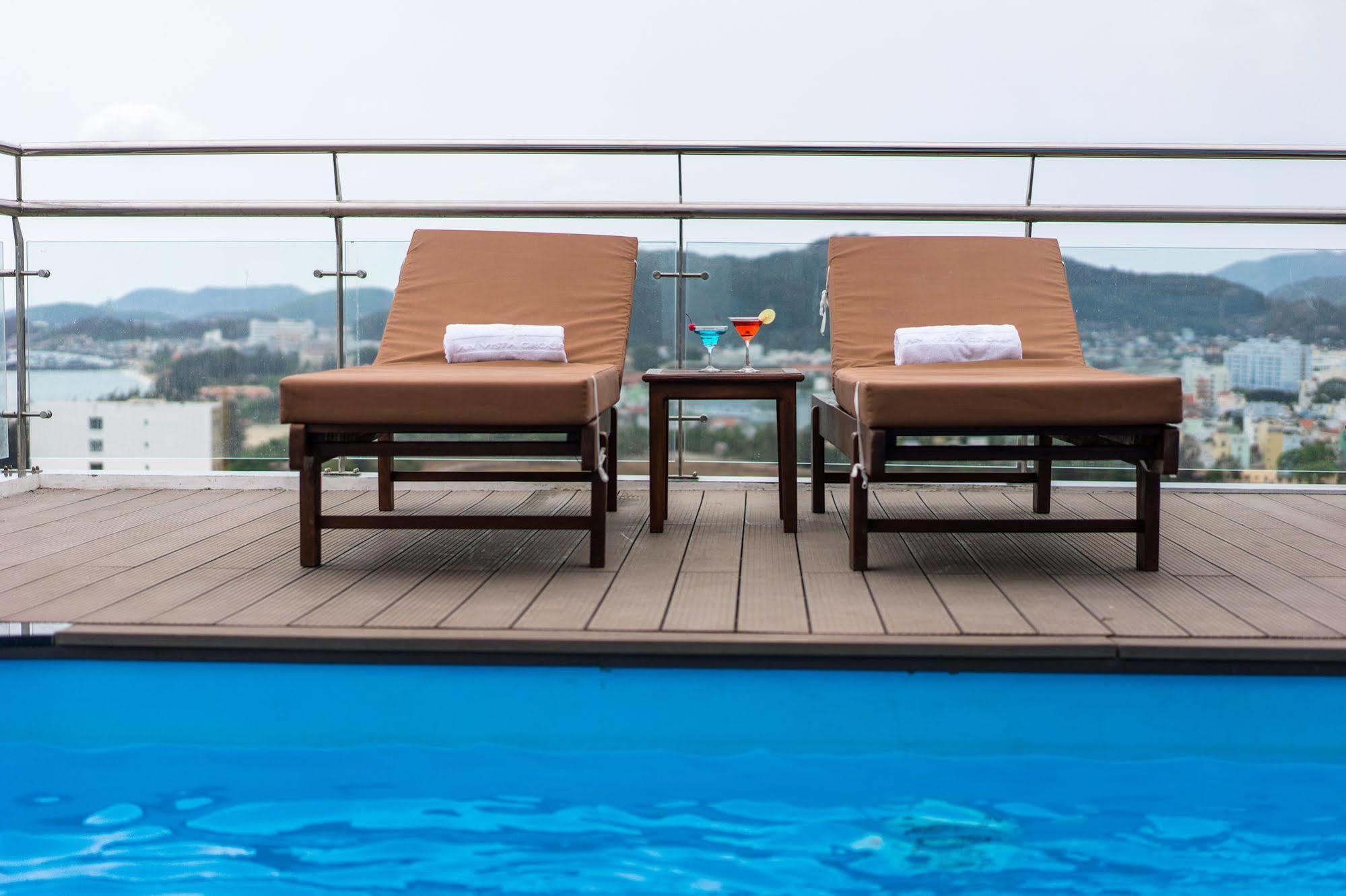 An Vista Hotel Nha Trang Bagian luar foto