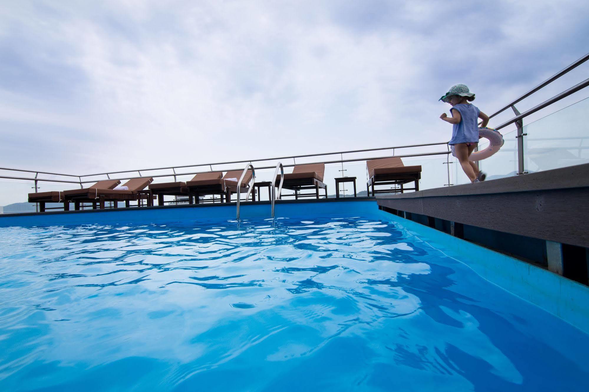 An Vista Hotel Nha Trang Bagian luar foto